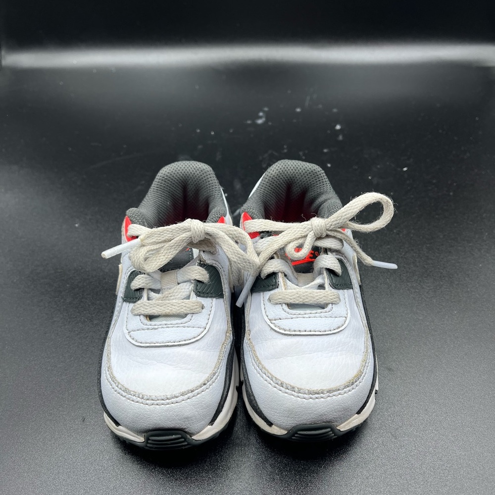 Kids Nike Air Max Pre-owned Size 7C